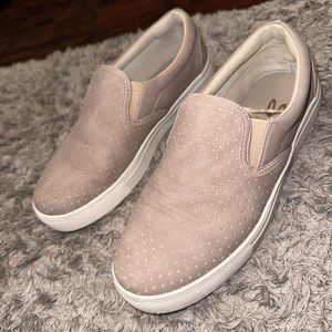 Seven7 Light Grey Beige Perforated Faux Suede Slip-On Sneakers- size 6